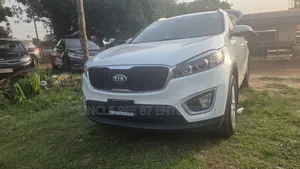 Kia Sorento 2.4L LX AWD 2019 White