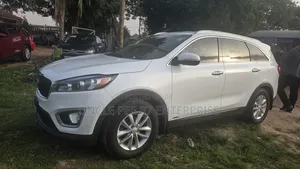 Kia Sorento 2.4L LX AWD 2019 White
