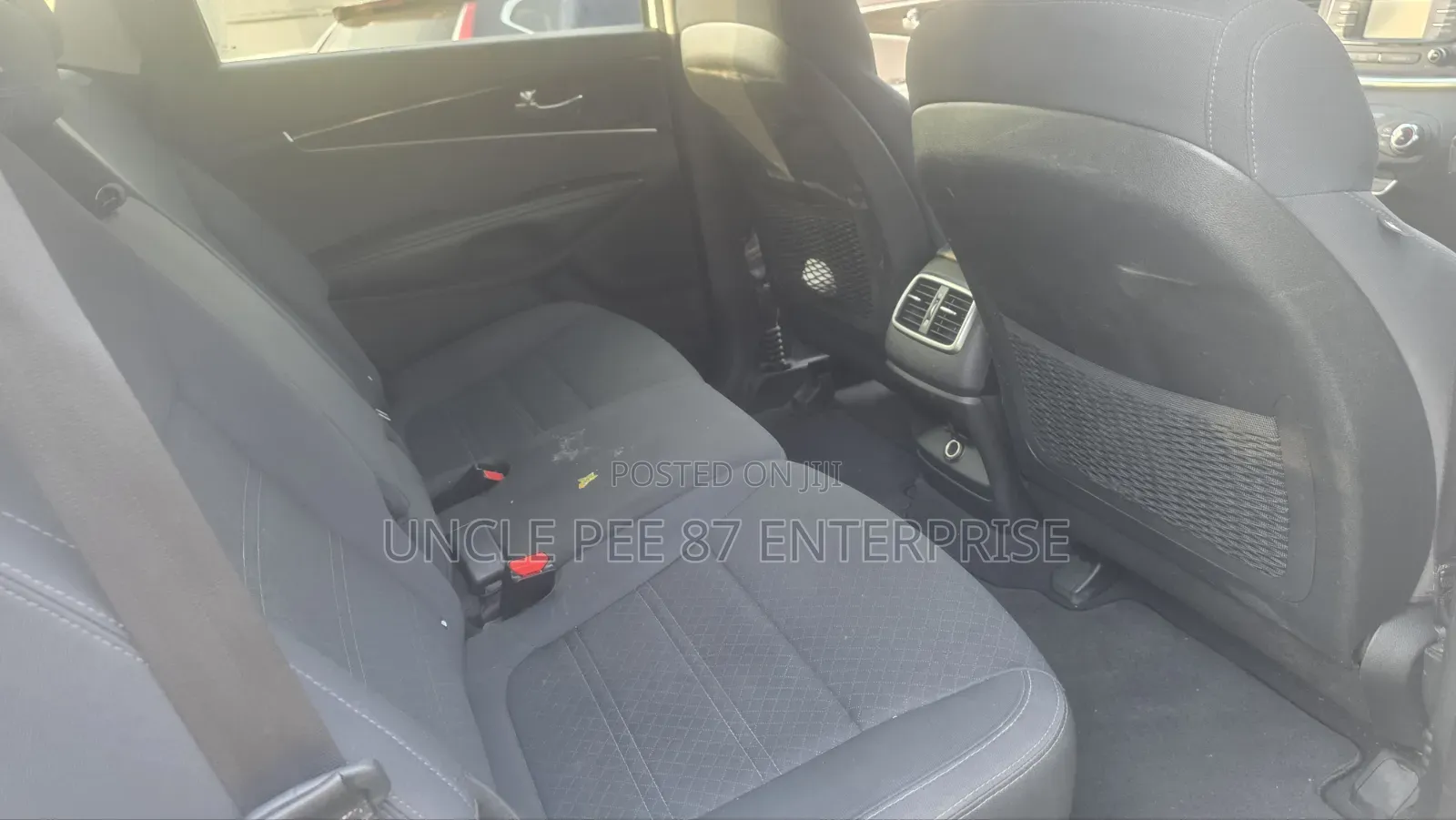 Kia Sorento 2.4L LX AWD 2019 White
