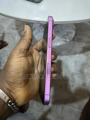 Apple iPhone 16 128 GB Pink