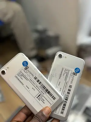 Apple iPhone 7 32 GB Silver