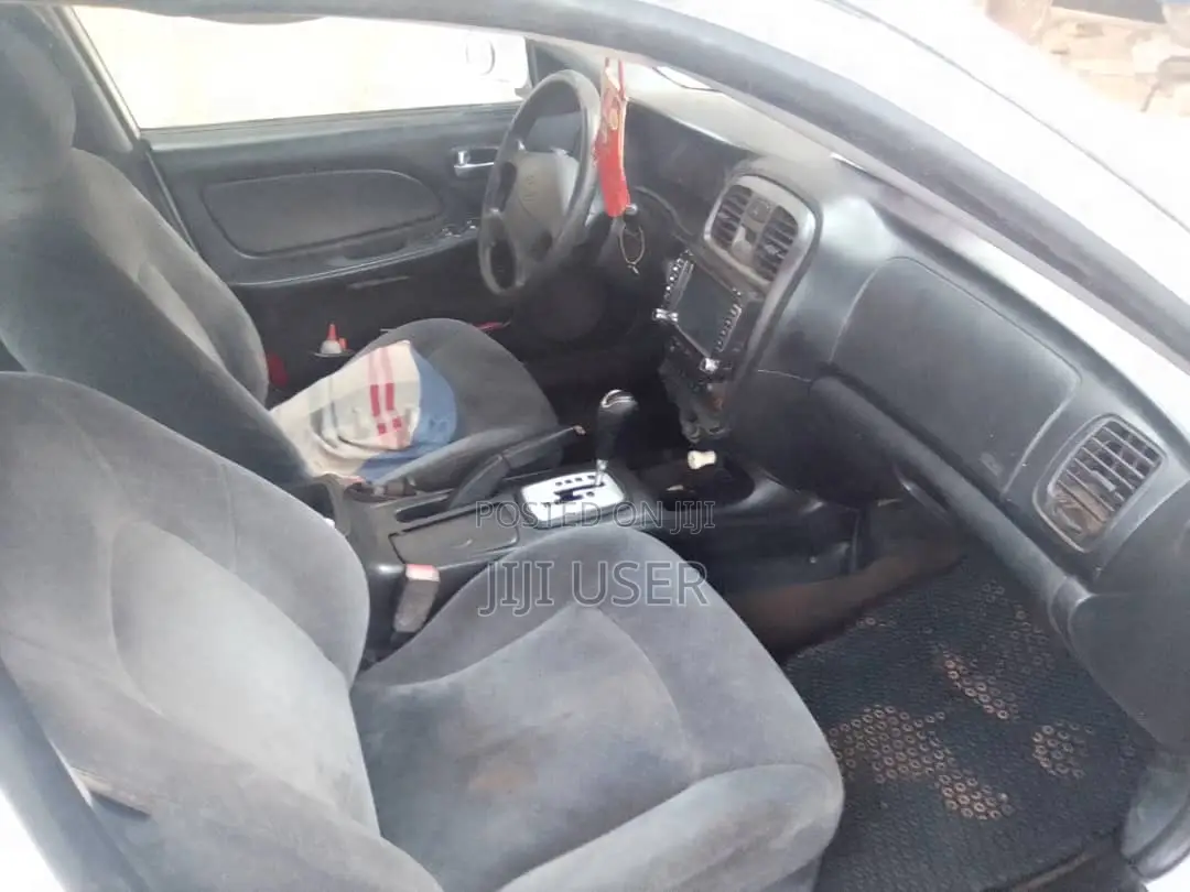 Hyundai Sonata Automatic 2004 White