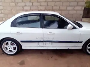 Hyundai Sonata Automatic 2004 White