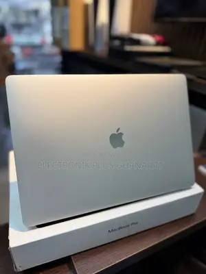 Laptop Apple MacBook Pro 2019 16GB Intel Core i9 SSD 1T