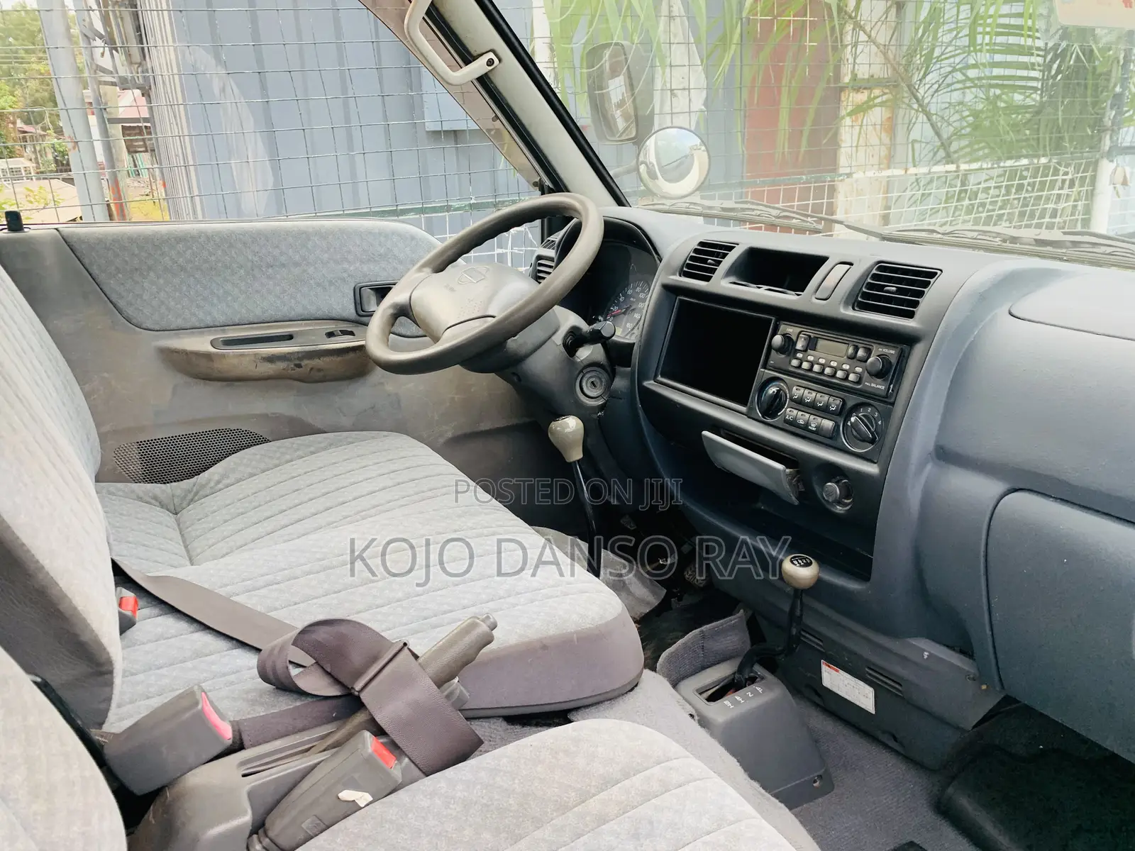 2005 Nissan