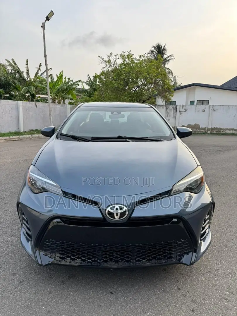 Toyota Corolla LE (1.8L 4cyl 2A) 2019 Gray