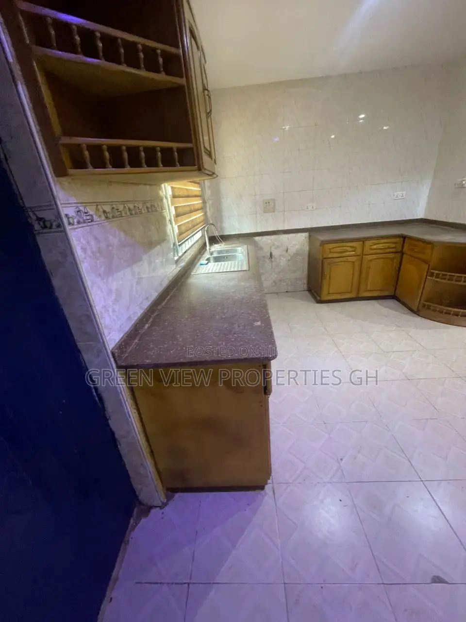 6bdrm House in West Hills Mall Area for rent