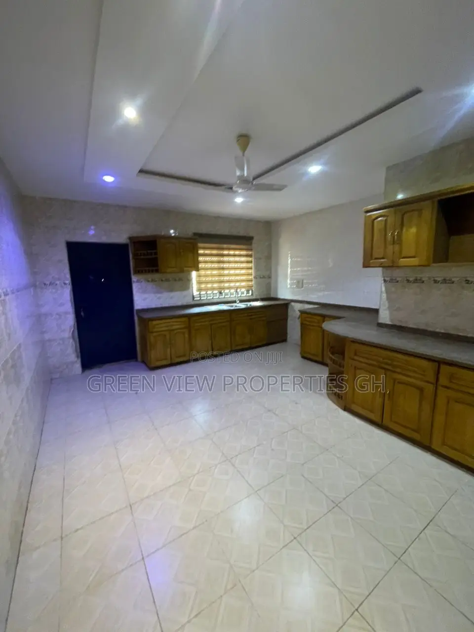 6bdrm House in West Hills Mall Area for rent