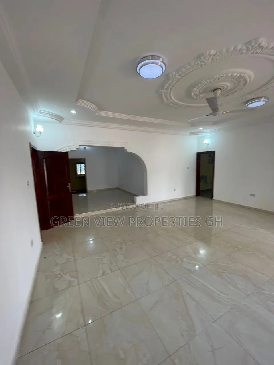 6bdrm House in West Hills Mall Area for rent