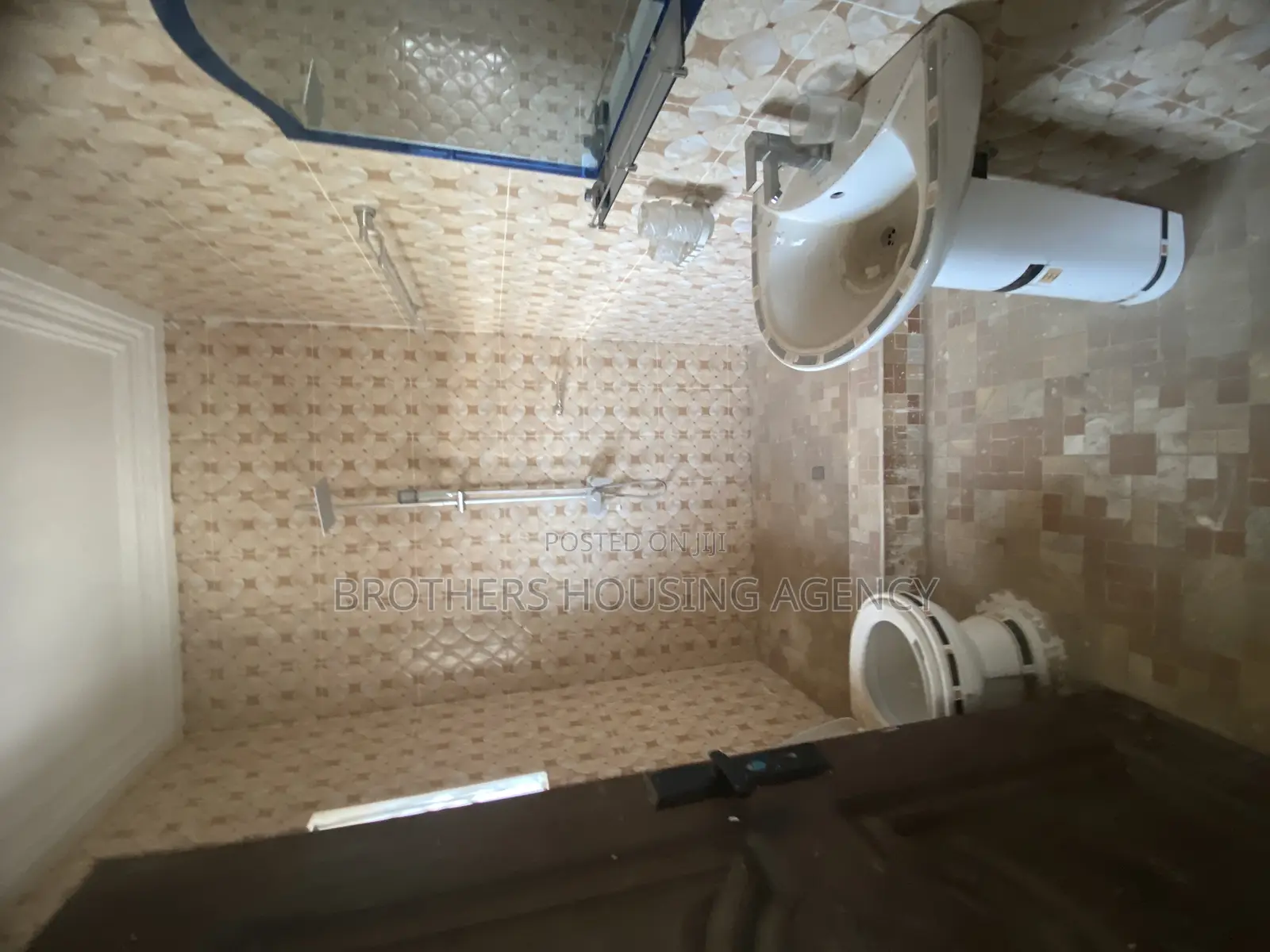 3bdrm Apartment in Brothers Properties, New-Juaben Municipal for rent