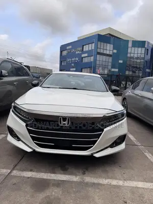 Honda Accord Sport 2.0T 2022 White