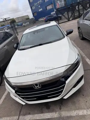 Honda Accord Sport 2.0T 2022 White
