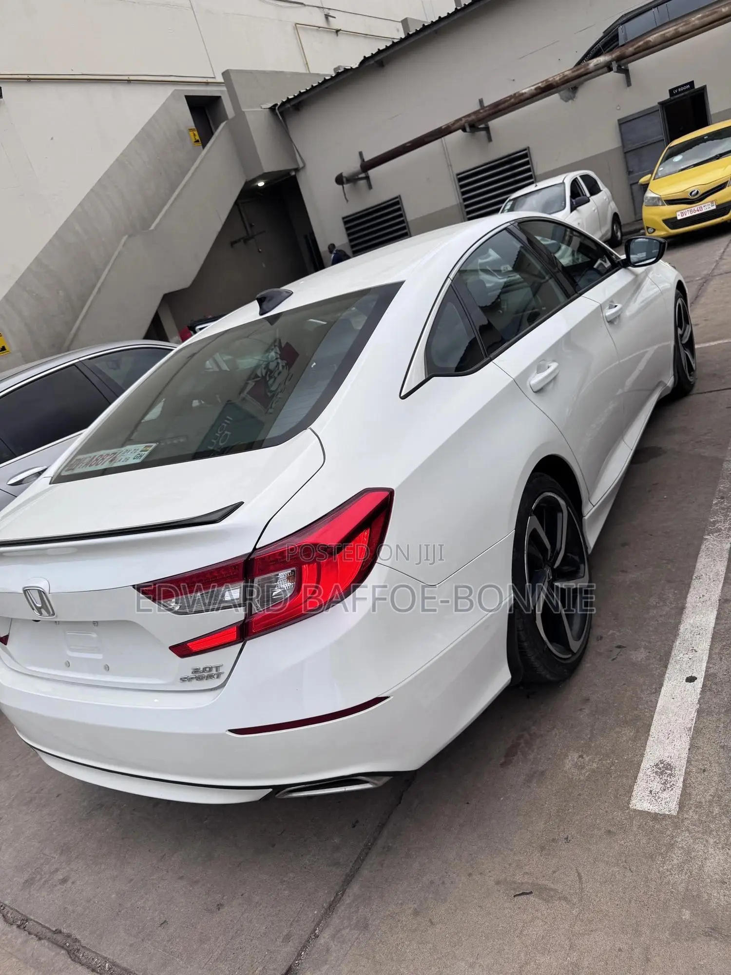 Honda Accord Sport 2.0T 2022 White