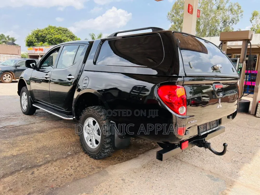 Mitsubishi L200 Double Cab 2.5 136hp 4WD 2010