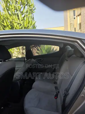 Hyundai Elantra GLS Sedan FWD (1.8L 4cyl 6A) 2013 Gray