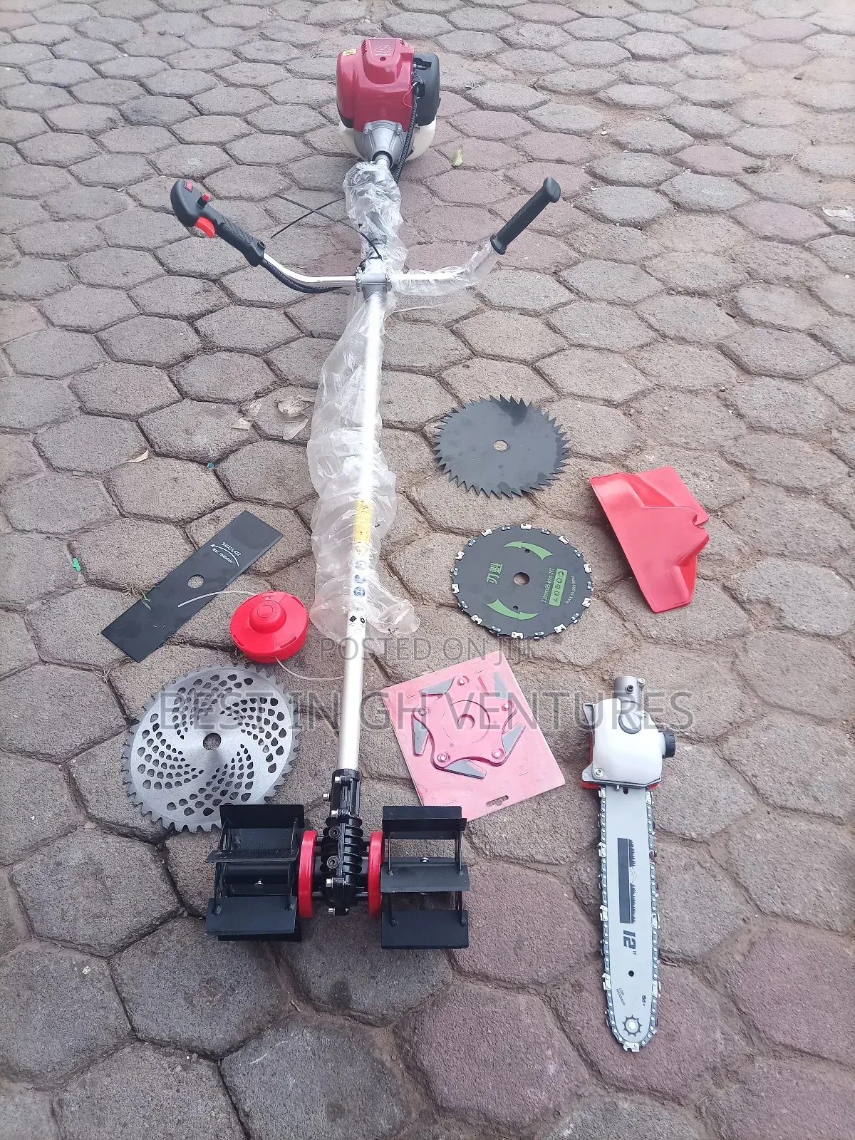 Honda Model 8 Blades Side Pack Weeding Machine