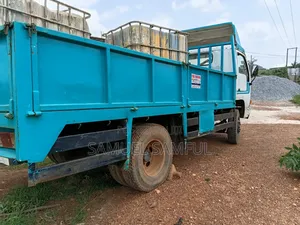 Nice Yuejin Truck With Mighty Engine
