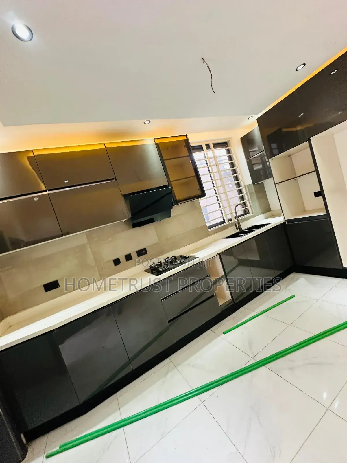 4bdrm Duplex in Pokuase Acp Junction for sale