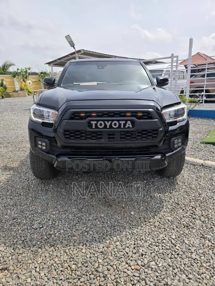 Toyota Tacoma Limited Double Cab 5' Bed V6 AT 2023 Black