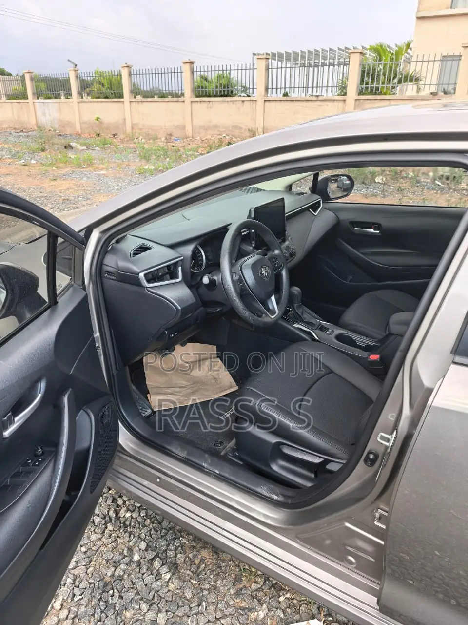Toyota Corolla 2022 Gray