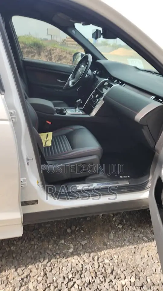 Land Rover Discovery Sport S R-Dynamic 2021 White