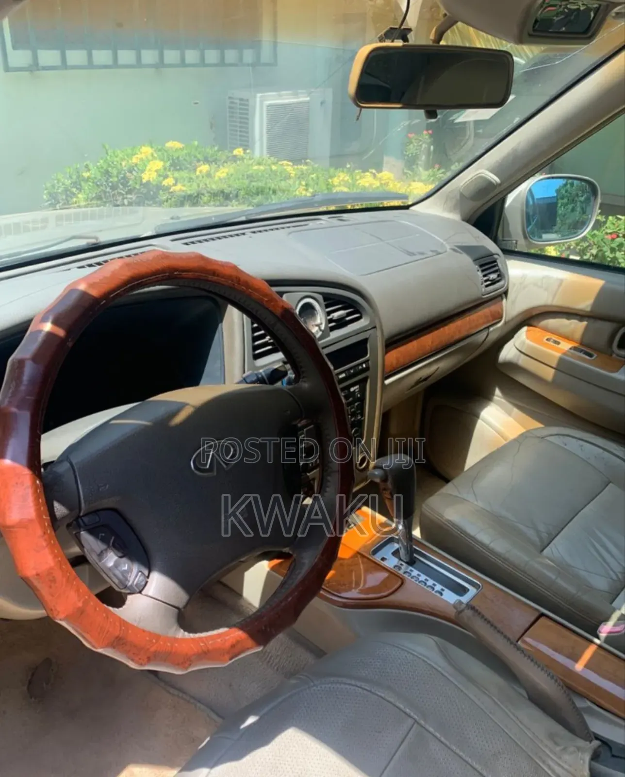 Infiniti QX4 2003 Brown