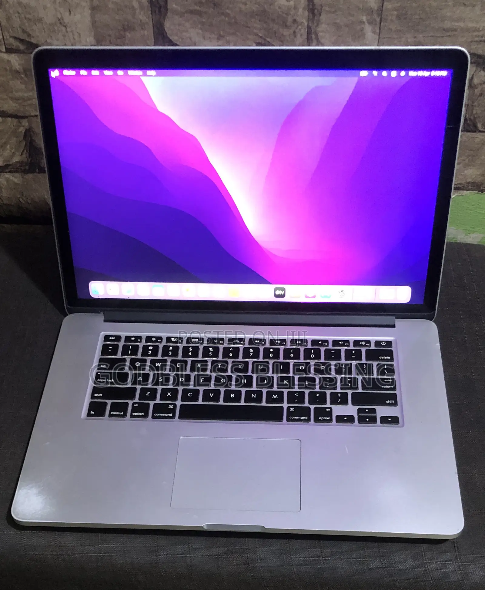 Laptop Apple MacBook Pro 2015 16GB Intel Core i7 SSD 256GB