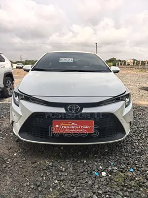 Toyota Corolla 2020 White