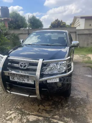 Toyota Fortuner 3.0 D RWD 2009 Black
