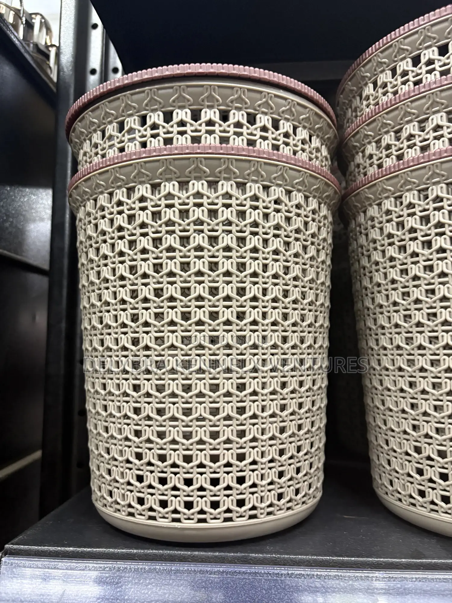 Plastic Mesh Dustbins 8l - 10l