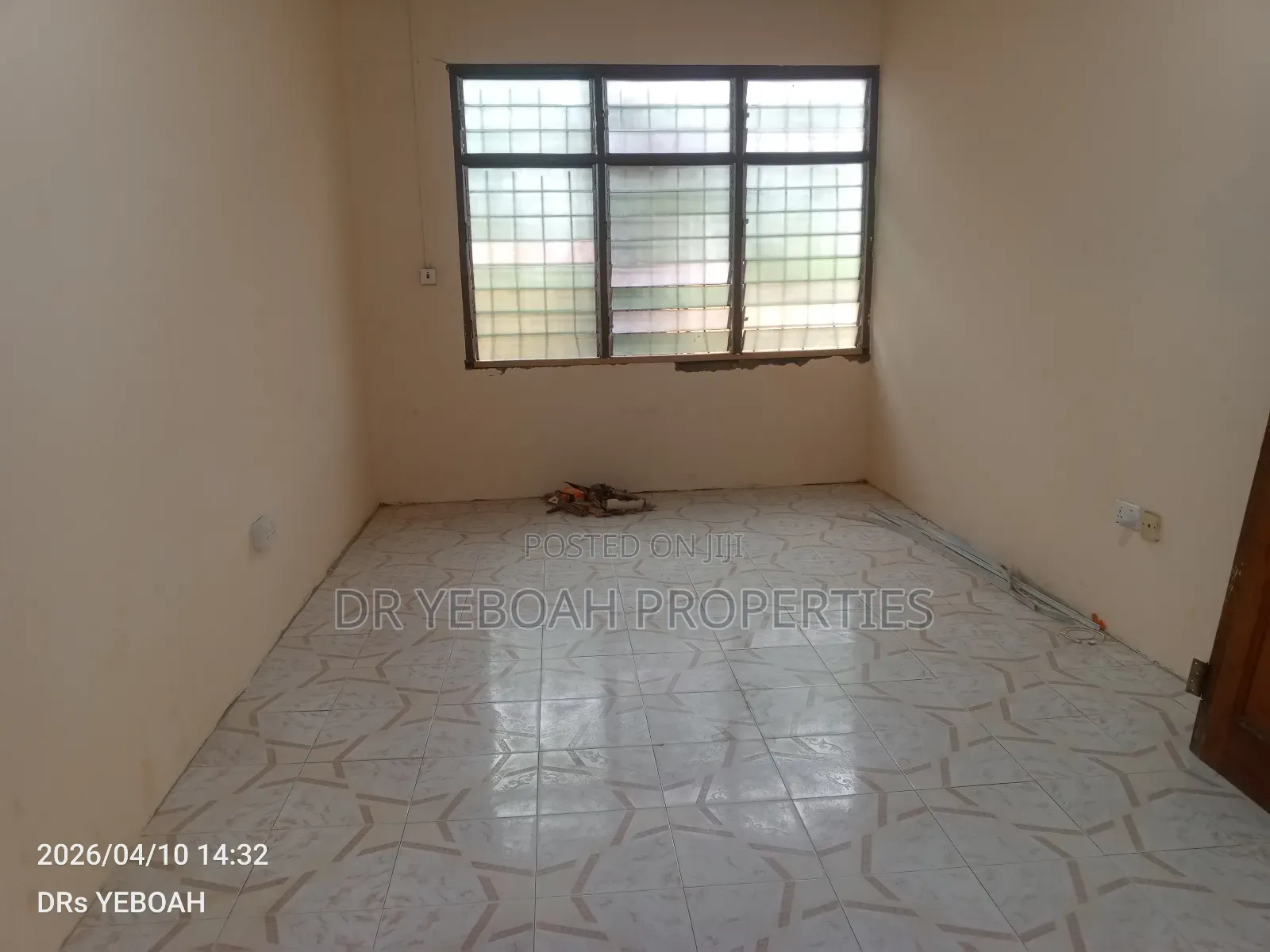 6bdrm House in 6 Bedrooms Self for rent
