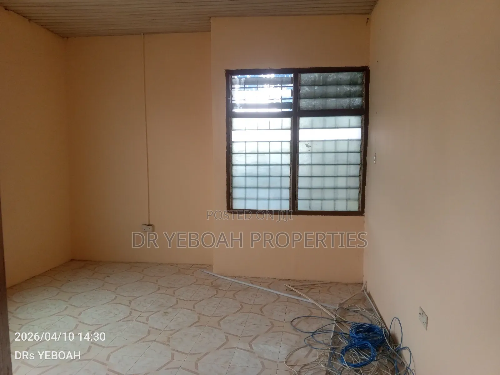 6bdrm House in 6 Bedrooms Self for rent
