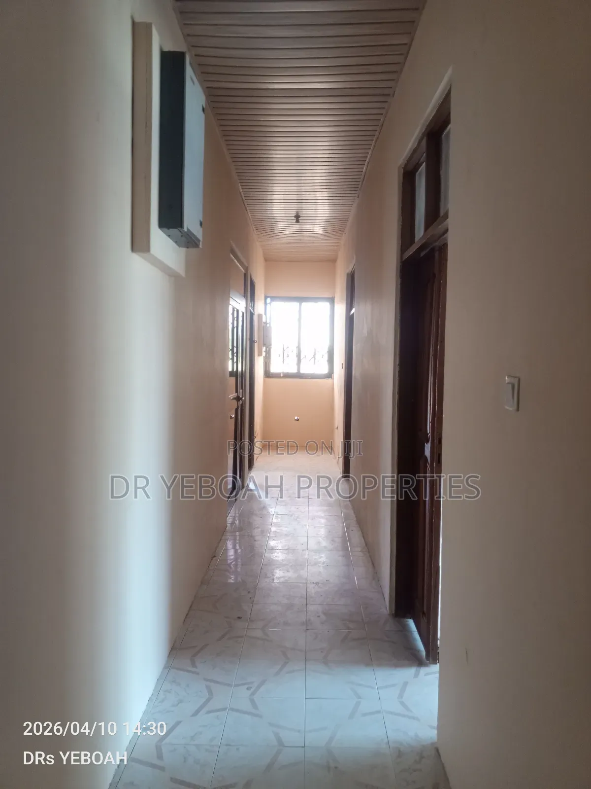 6bdrm House in 6 Bedrooms Self for rent