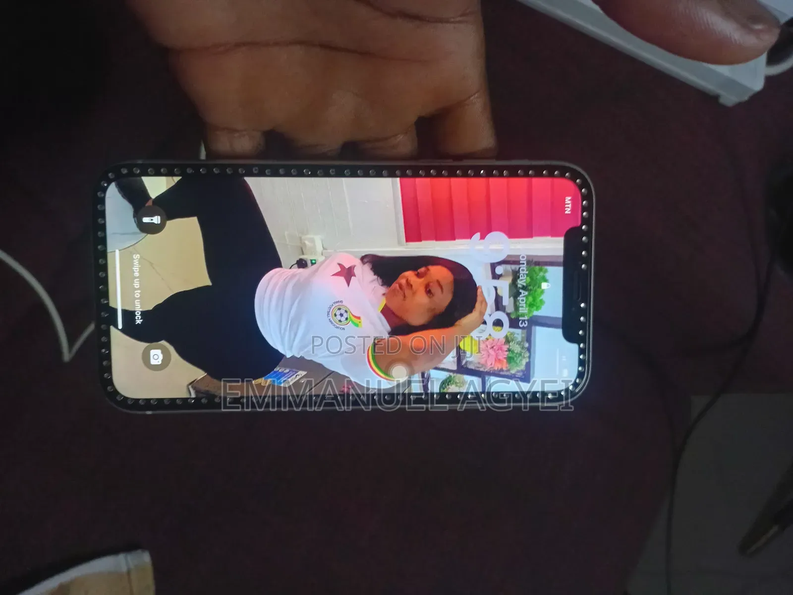 Apple iPhone XR 64 GB White