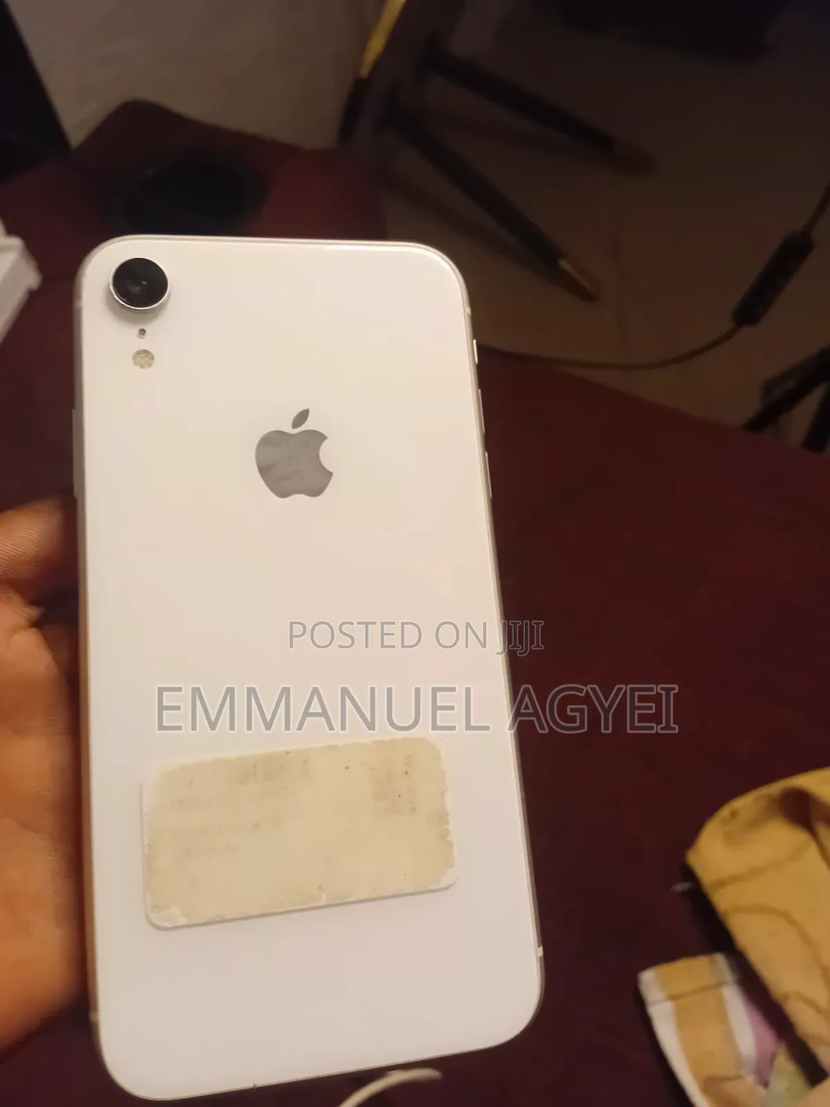 Apple iPhone XR 64 GB White