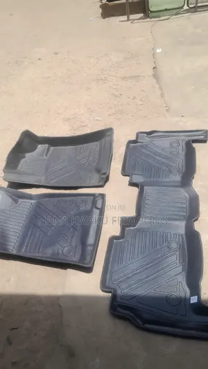 Toyota Land Cruiser V8 2020 to 2024 Tpe 4d Floor Mats Avaliable