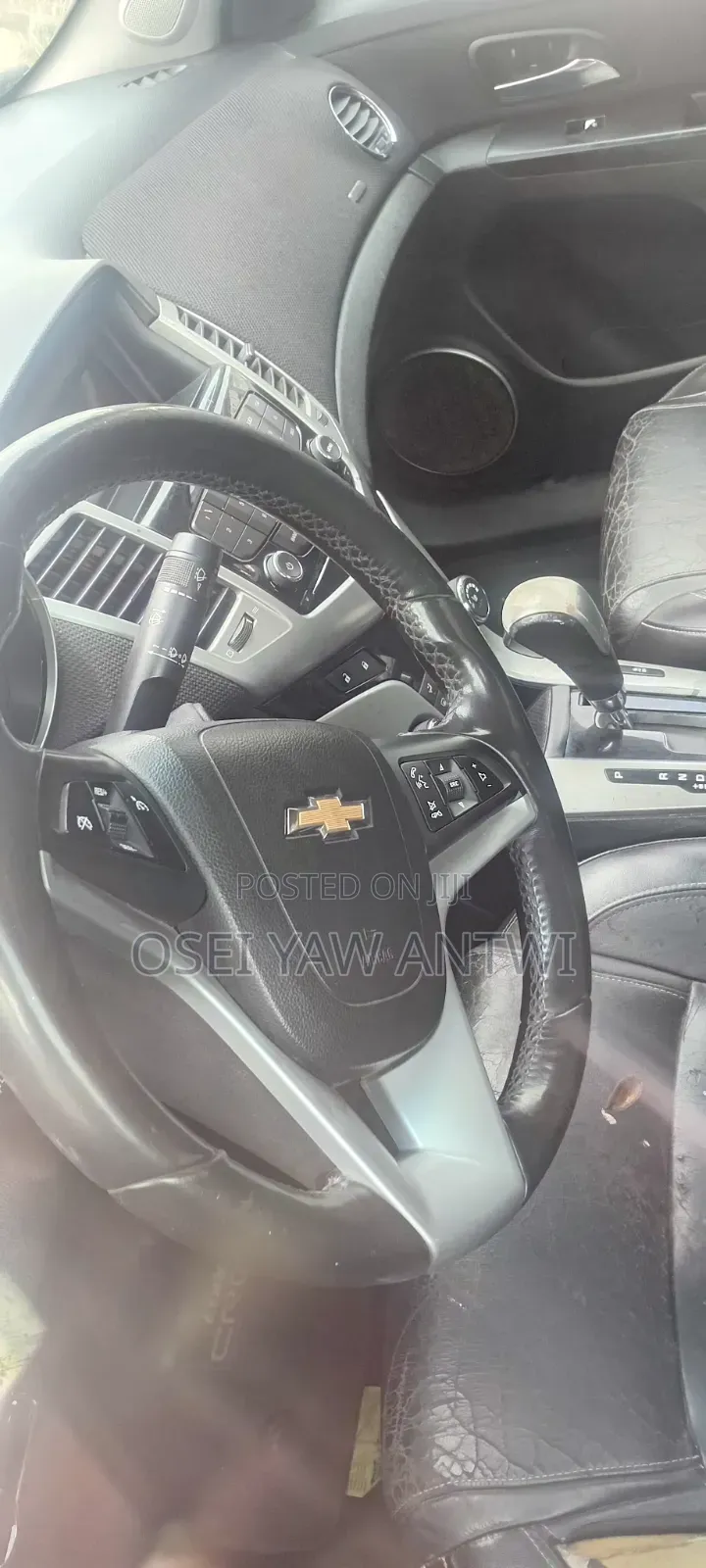 Chevrolet Cruze 1LT 2012 Gold