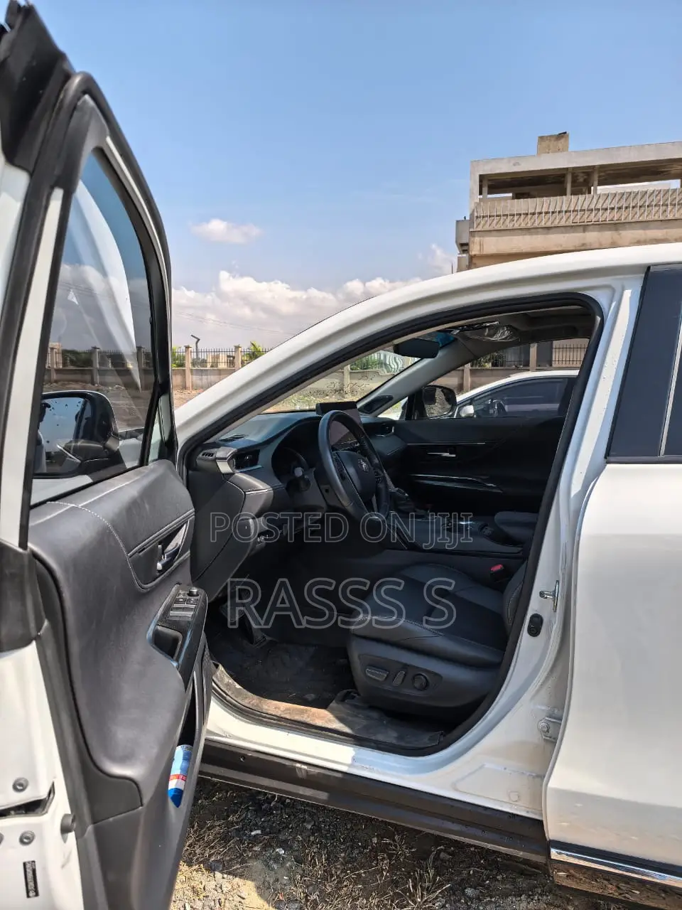 Toyota Venza Limited 2022 White