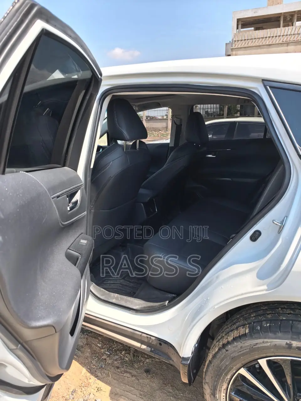 Toyota Venza Limited 2022 White