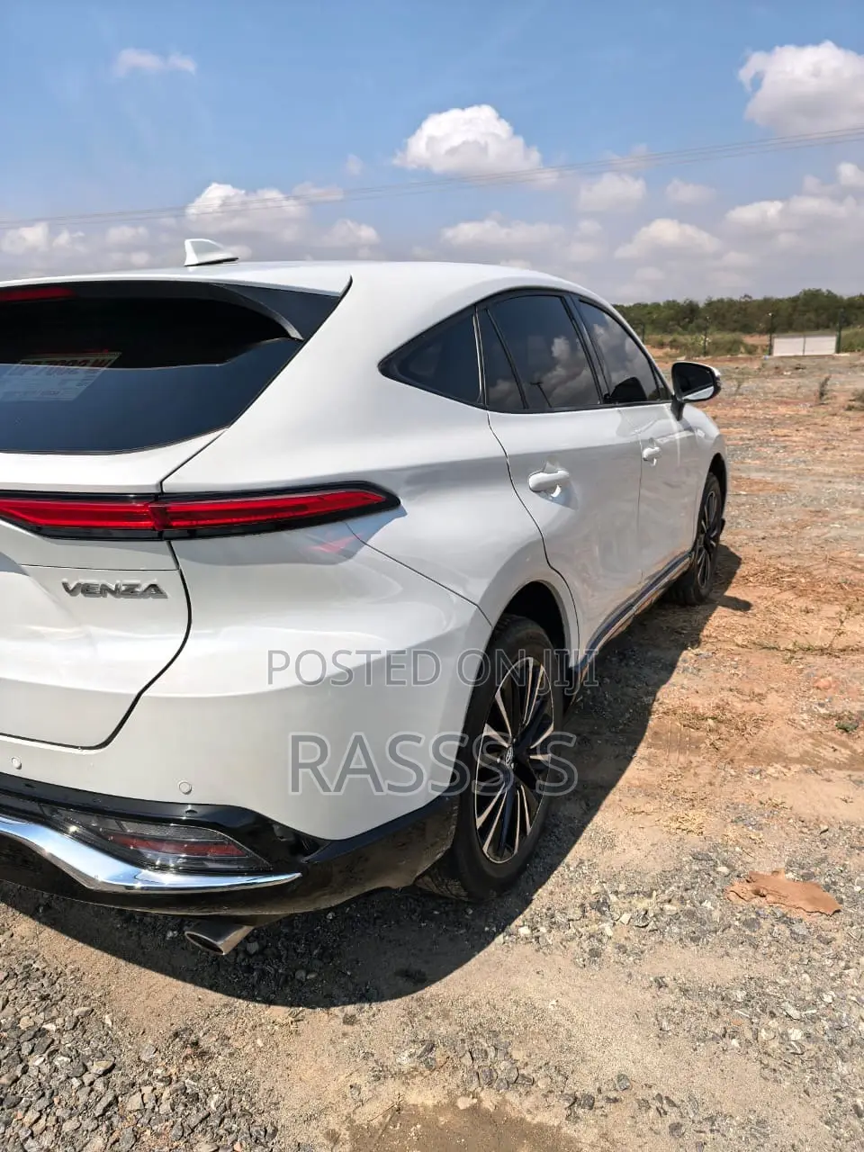 Toyota Venza Limited 2022 White