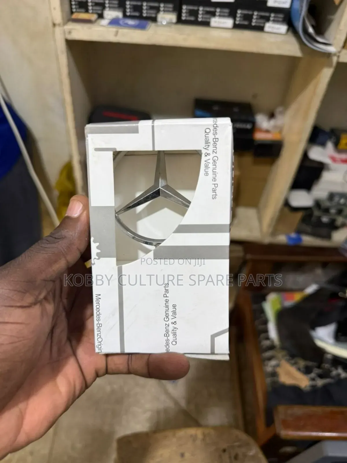 Original Mercedes-Benz Crowns Available for All Toyota Cars