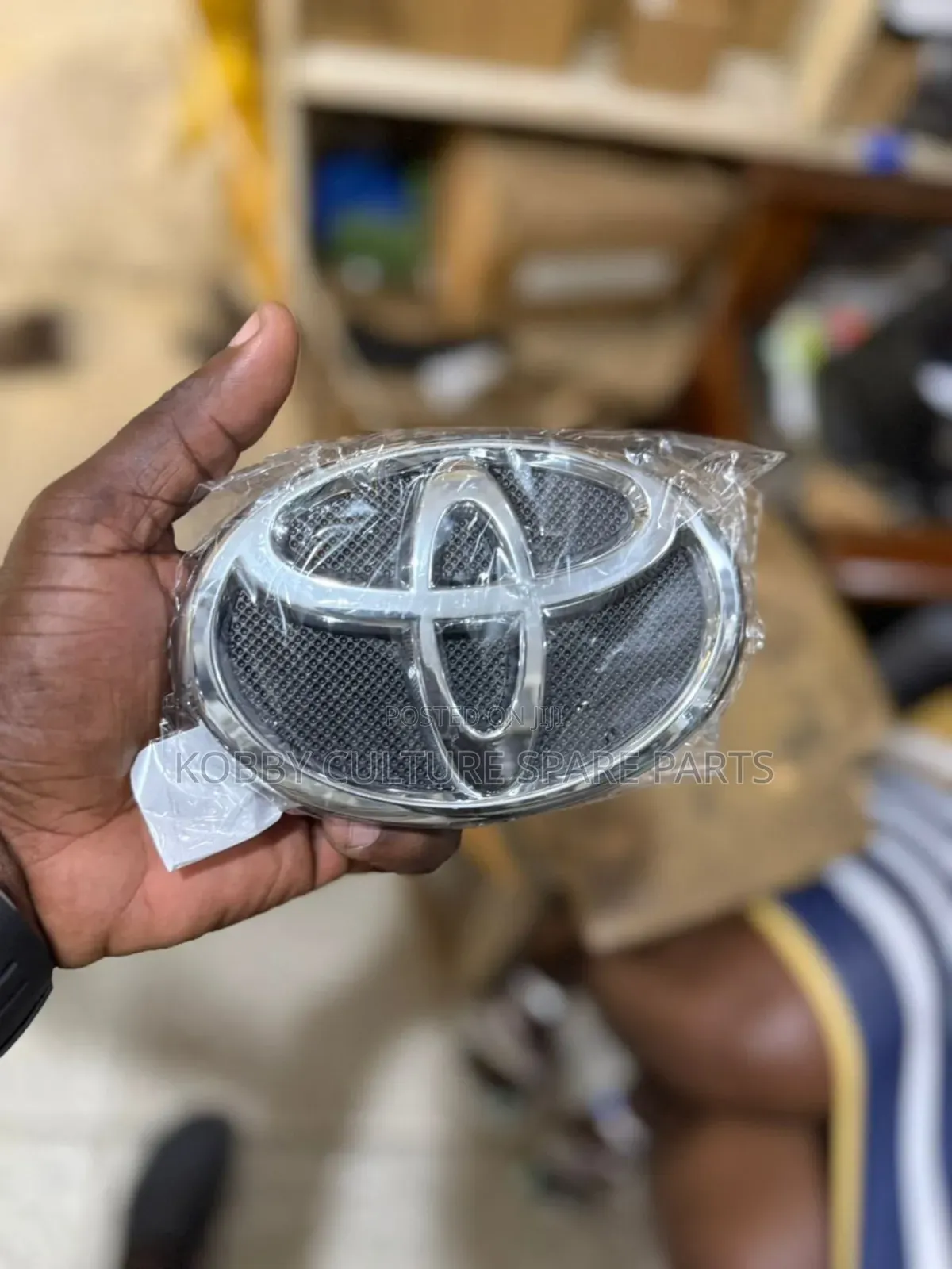 Original Brand New Toyota Crowns Available for All Cars