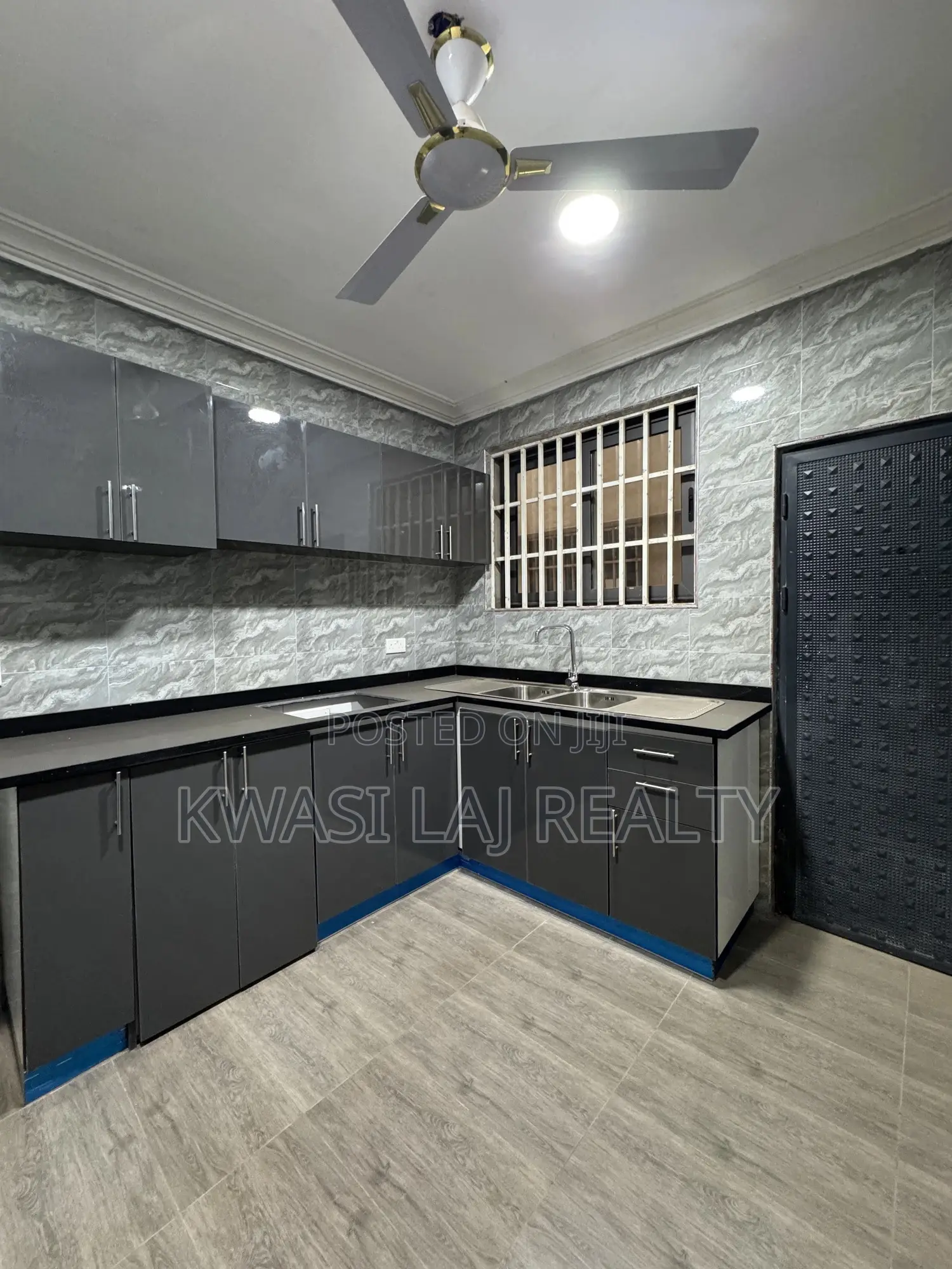 3bdrm Apartment in Mile 11, Weija for rent