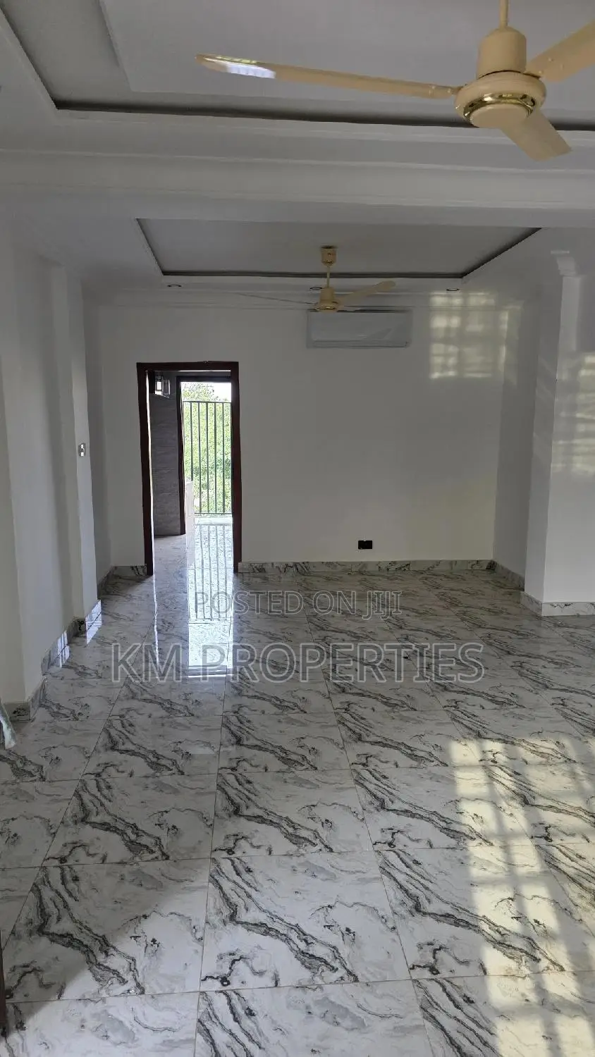 2bdrm Apartment in Haatso, Antis for rent