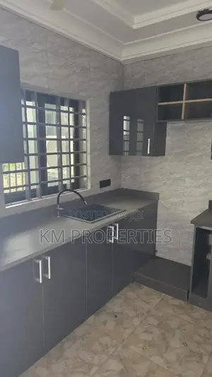 2bdrm Apartment in Haatso, Antis for rent