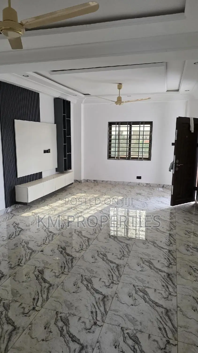 2bdrm Apartment in Haatso, Antis for rent