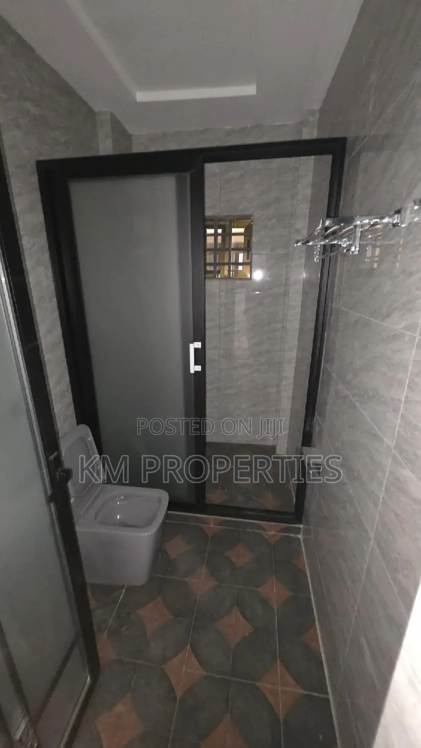 2bdrm Apartment in Haatso, Antis for rent