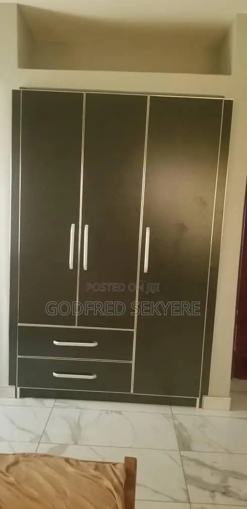 Furnished 5bdrm Apartment in Adeleke Estates, Kumasi Metropolitan