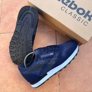 Reebok Classic Sneakers