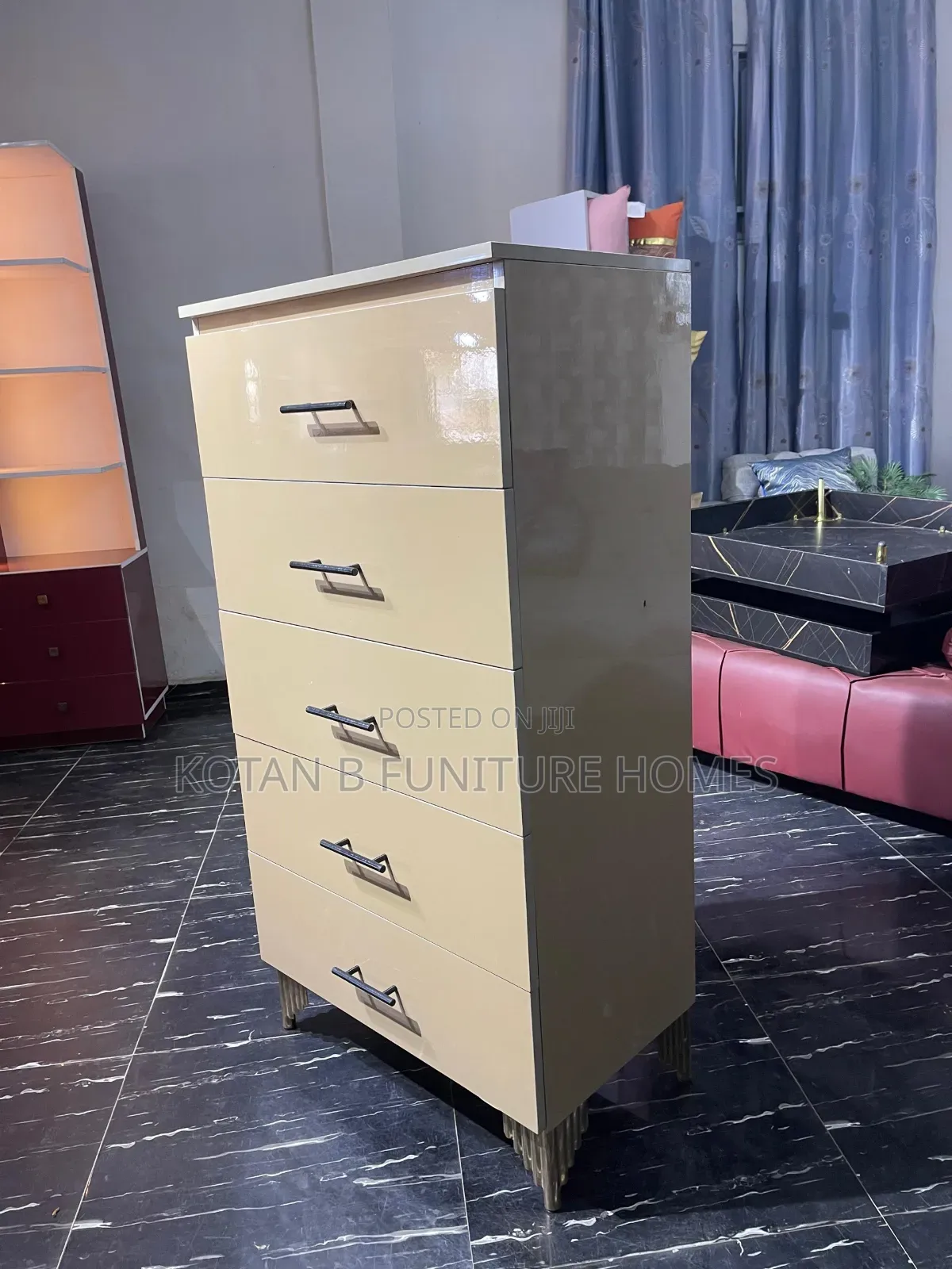 Cute Baby Closet -excellent Condition